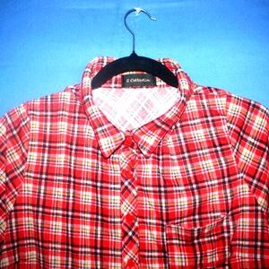 G Collection Red Plaid Short Sleeve High-Low Tunic L